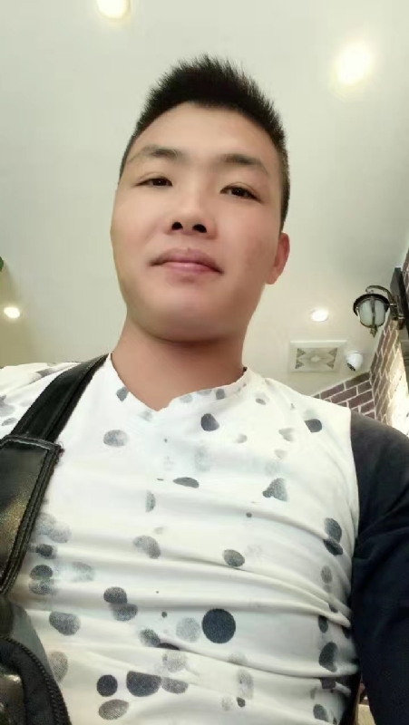 吃生蚝的小乖乖的第一张照片--钦州交友中心